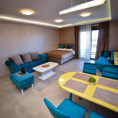 Apartmani Sofrenic-Hotel Adonis Ζλάτιμπορ Εξωτερικό φωτογραφία
