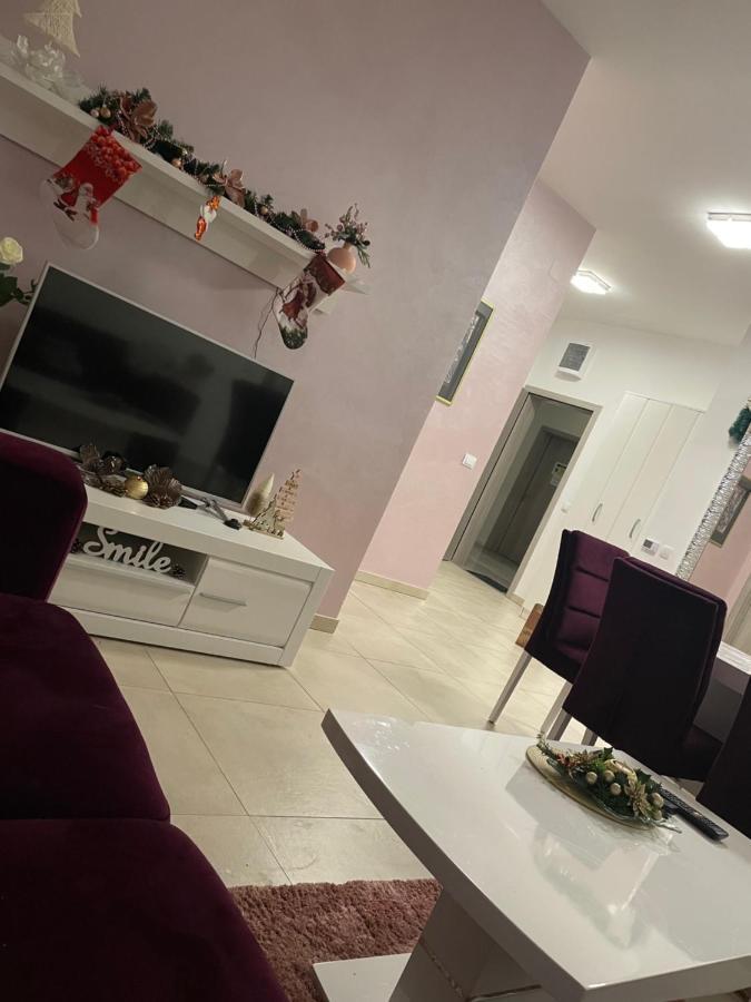 Sofrenic-hotel Adonis Daire
